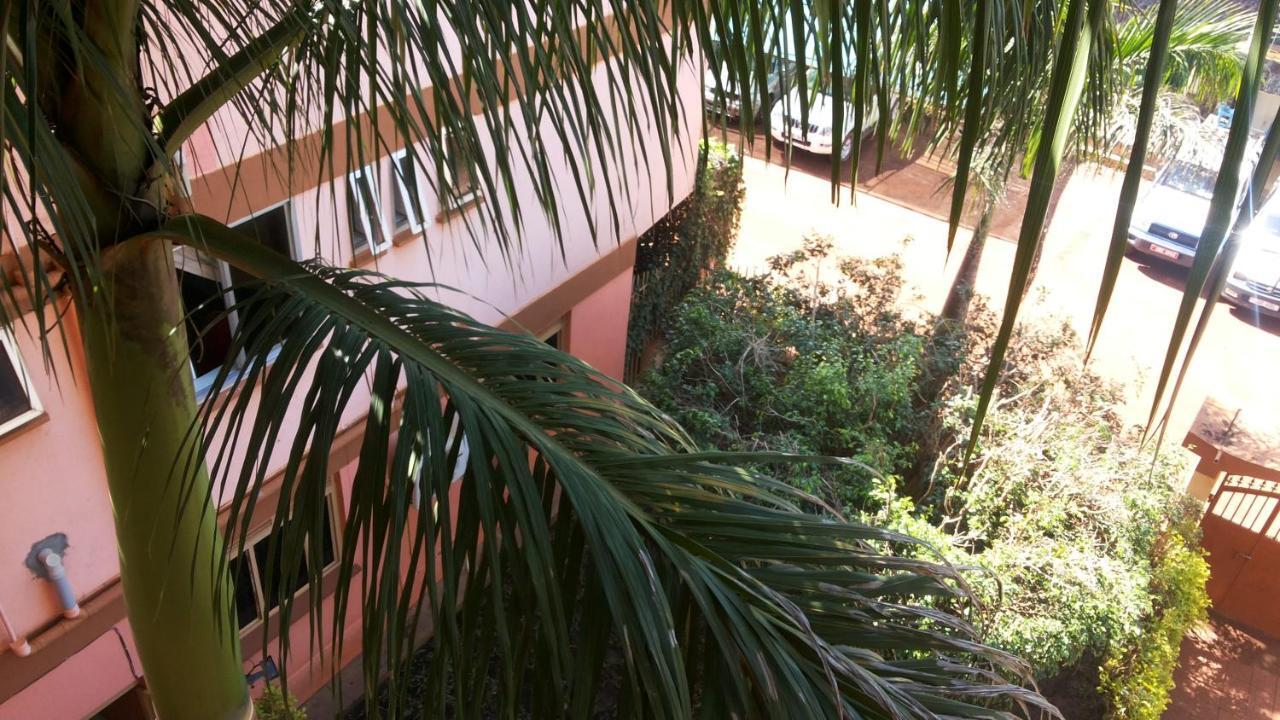 Daysinn Hotel Lira Zewnętrze zdjęcie
