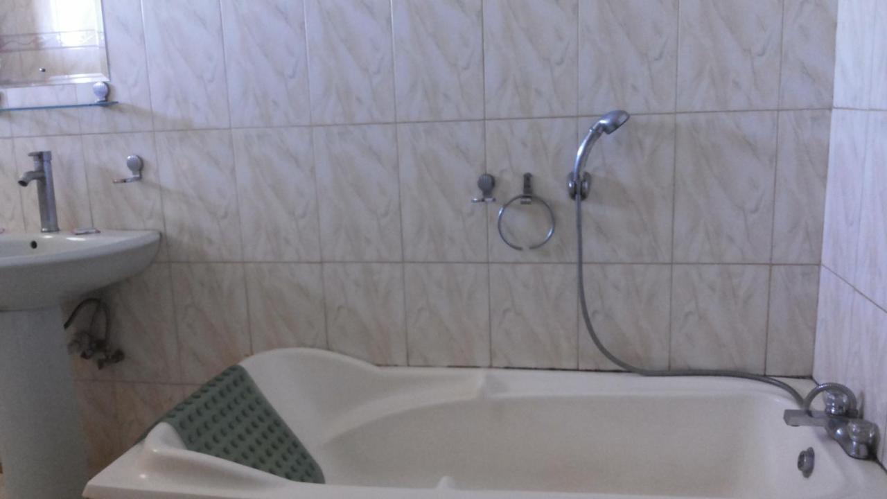 Daysinn Hotel Lira Zewnętrze zdjęcie
