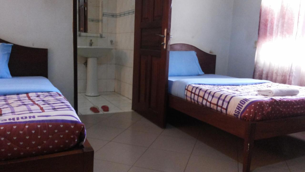 Daysinn Hotel Lira Zewnętrze zdjęcie